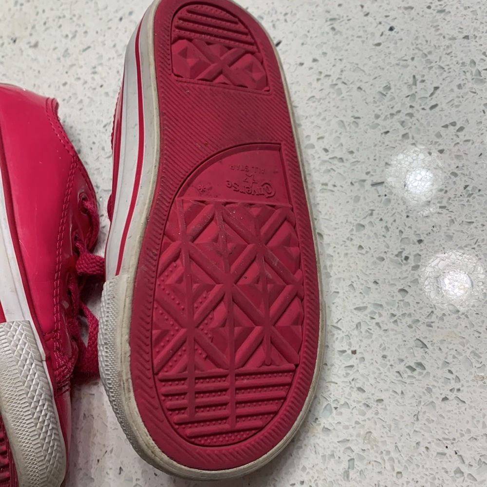 KIDS Converse - Picture 3 of 3